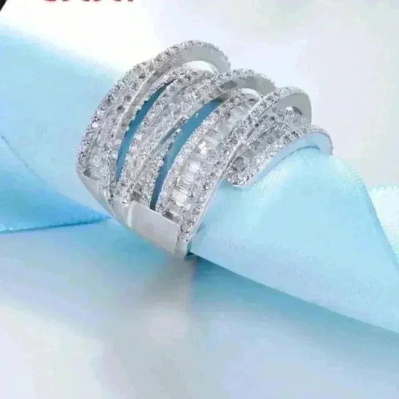 New 6.4 CT 925 Sterling Silver Diamond Ring - Picture 7 of 16